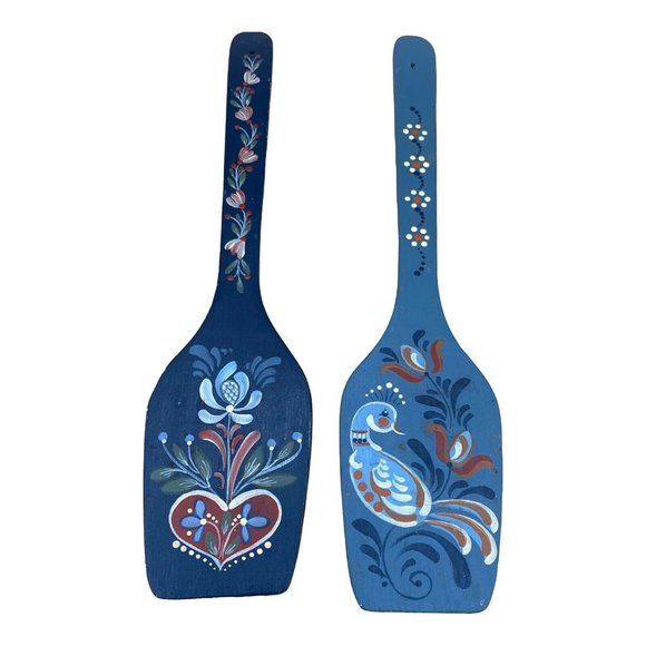 Norwegian Rosemaling Other - Norwegian Rosemaling Floral Painted Blue Wooden Spoons Dove Heart Flowers Pair